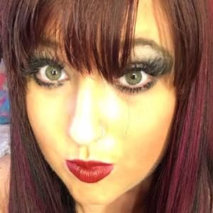 Meet your Posher, Janessa