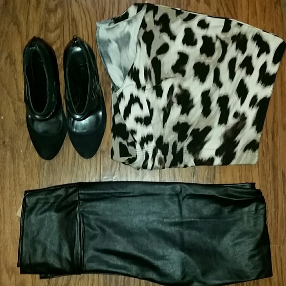 Animal Print Blouse - Picture 3 of 4