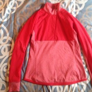 Nike light weight top