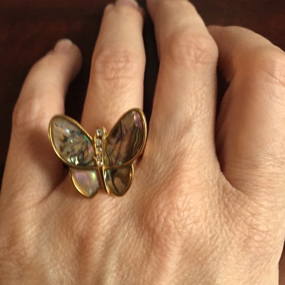 ** GIFTED**  butterfly ring and necklace - Picture 3 of 4