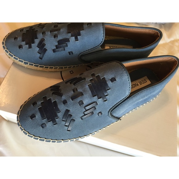 SOLD🎉New Steve Madden espadrilles - Picture 2 of 3