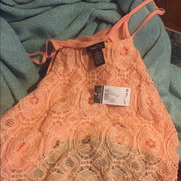 Rue 21 crop top