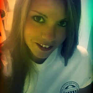 Meet your Posher, Dana