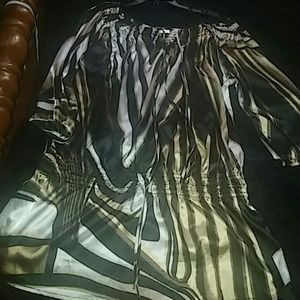 Off the shoulder blouse/ 3/4 sleeve