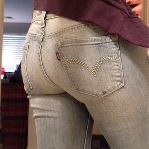 Levis Demi curve jeans