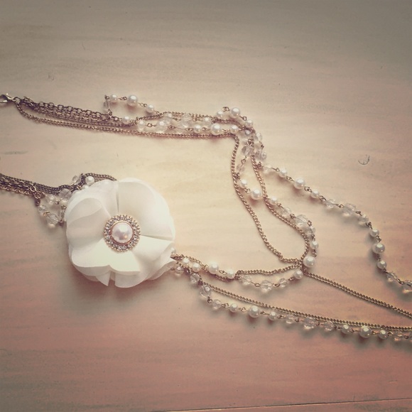 Layered pearl and gold necklace