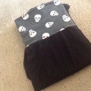 Black skull boot cut yoga pants
