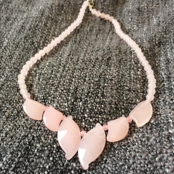 *NEW* pink jade beads necklace