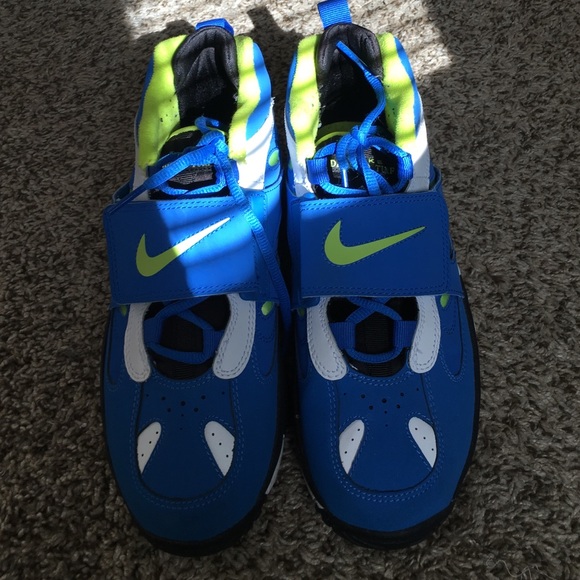 Nike Air Diamond Turf