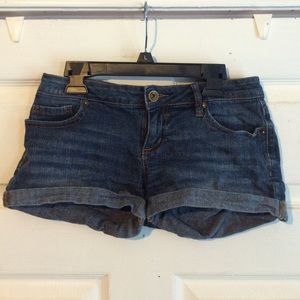 Bullhead shorts