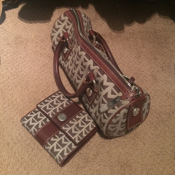MICHAEL KORS PURSE