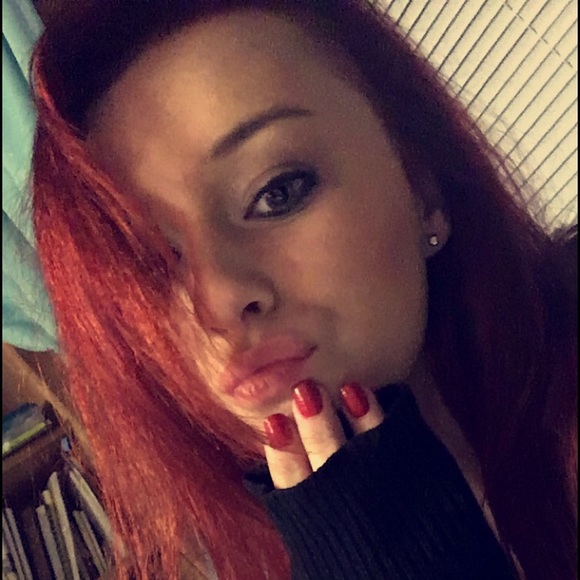 Meet your Posher, Annie