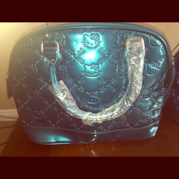 Hello Kitty Handbag 💕