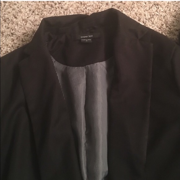 Black blazer - Picture 2 of 2