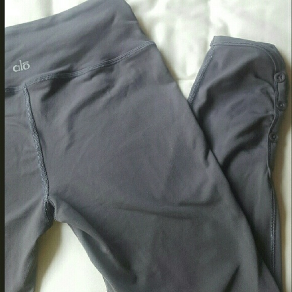 Alo Yoga Capri Leggings XS