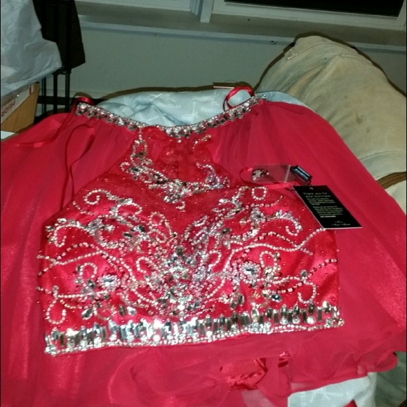 homecoming dress - Picture 3 of 3