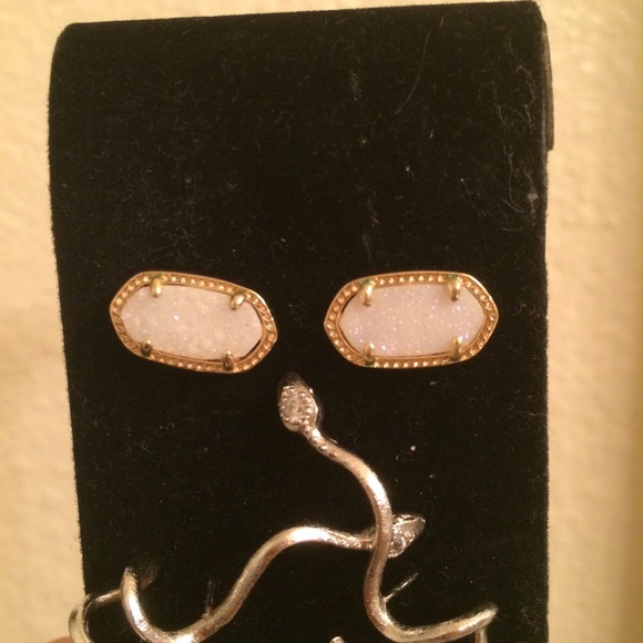 Kendra Scott items - Picture 3 of 4