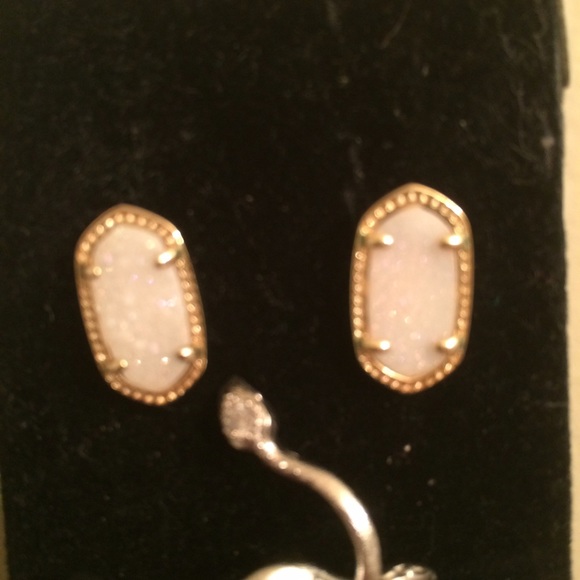 Kendra Scott items - Picture 4 of 4