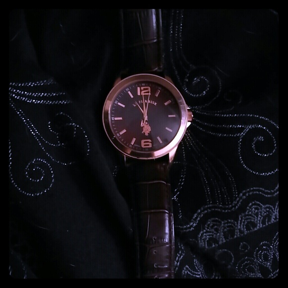 Mens watch