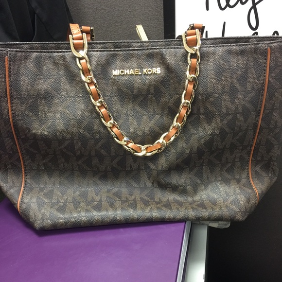 Michael kors jet set tote