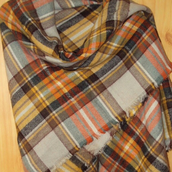 🐰 Accessories | soft orange plaid Blanket scarf - Picture 4 of 4