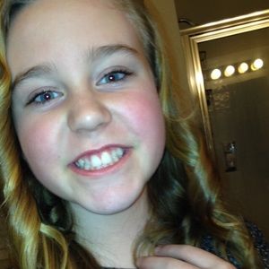 Meet your Posher, Brooke