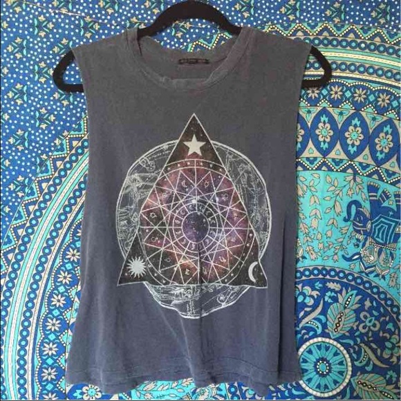 ❌SOLD❌Urban Outfitters Astrology tank top