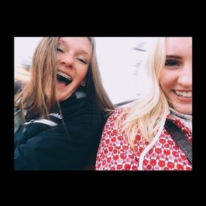 Meet your Posher, Joni