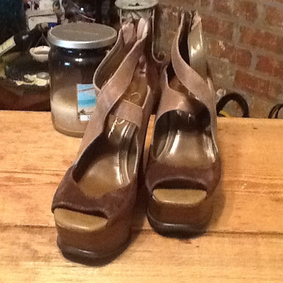 Jessica Simpson heels - Picture 2 of 2