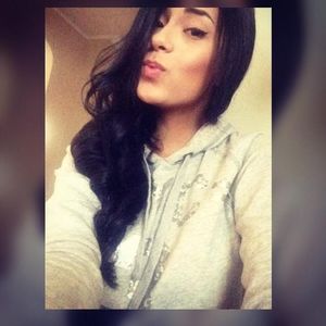 Meet your Posher, Gina