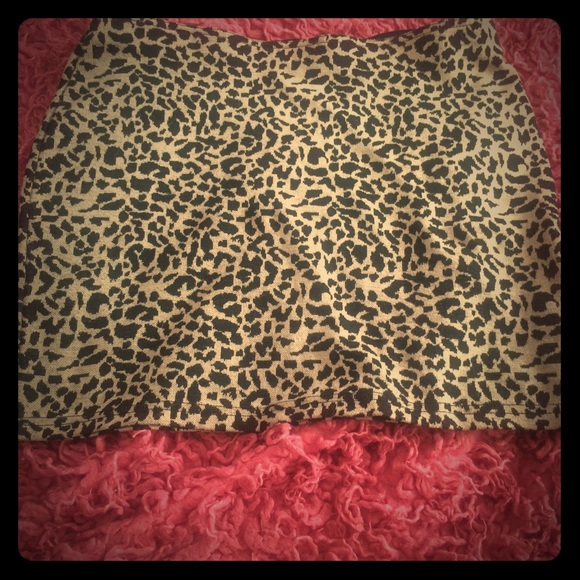 Cheetah bodycon skirt
