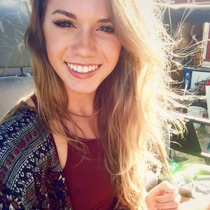 Meet your Posher, Jillian