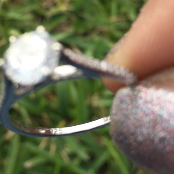 🔥LAST DAY🔥✨CLEARANCE✨ 925 Cz solitaire ring - Picture 3 of 4