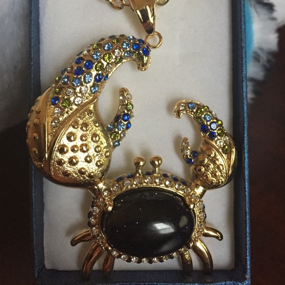 Jewelry - Creature Couture Crab Pendant