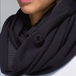 Lululemon Black & Dark Gray Striped Vinyasa Scarf