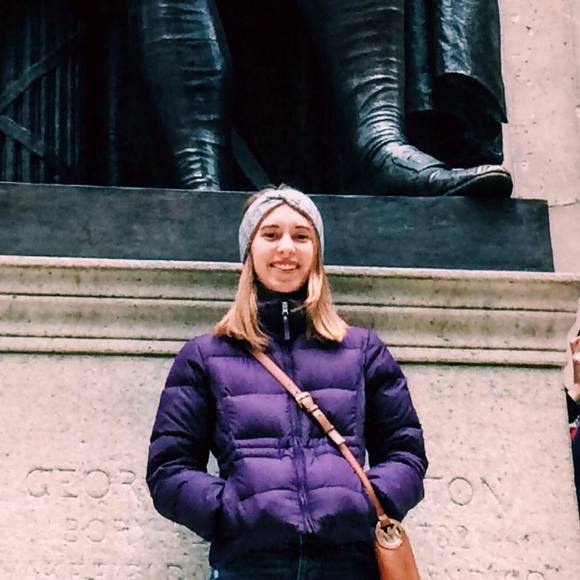 Meet your Posher, Katie