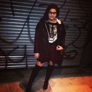 Meet your Posher, Isabella