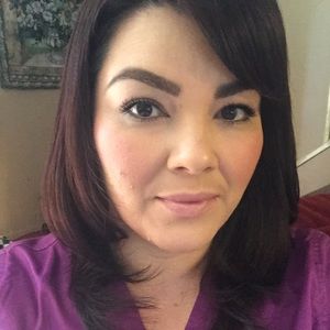 Meet your Posher, Lourdes
