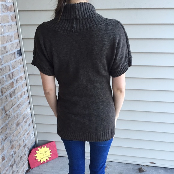 ๐Chocolate Brown Knit Sweater - Picture 3 of 3