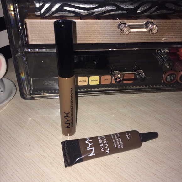 Eyebrow bundle