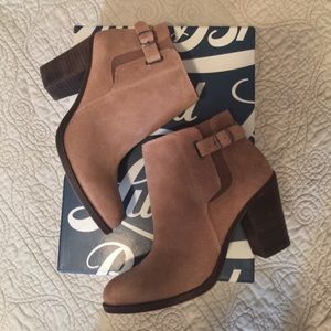 Lucky Brand Esperanza Bootie