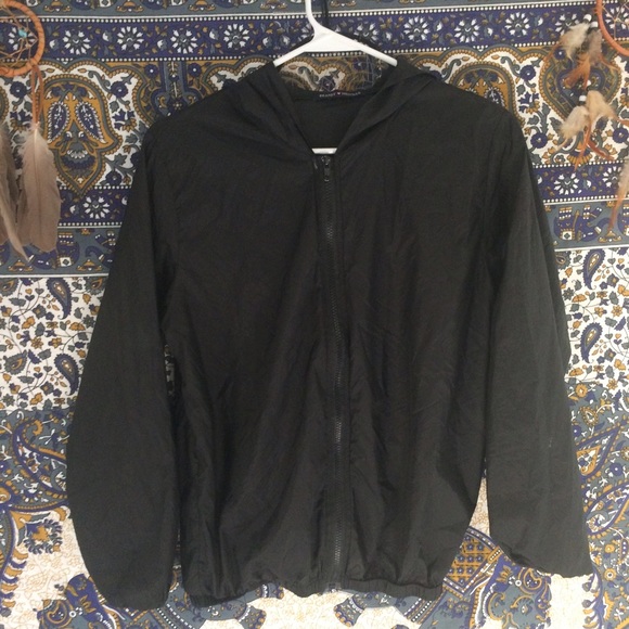 Brandy Melville Windbreaker💣