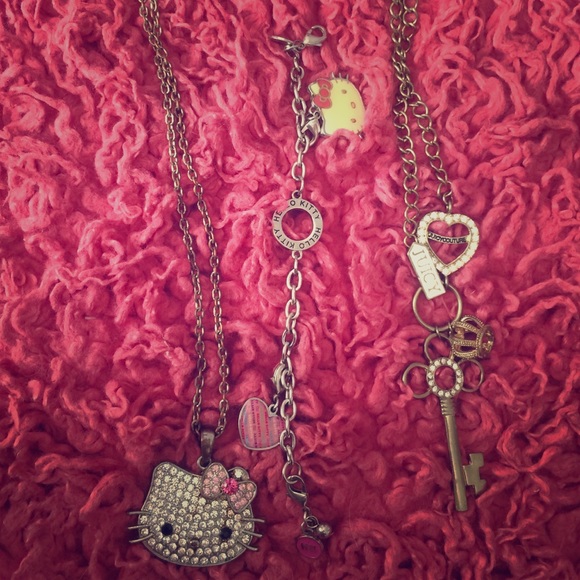 Hello kitty an juicy