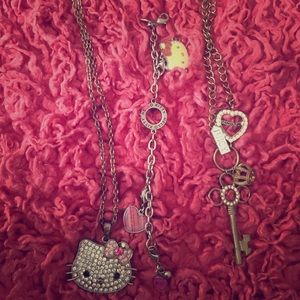 Hello kitty an juicy