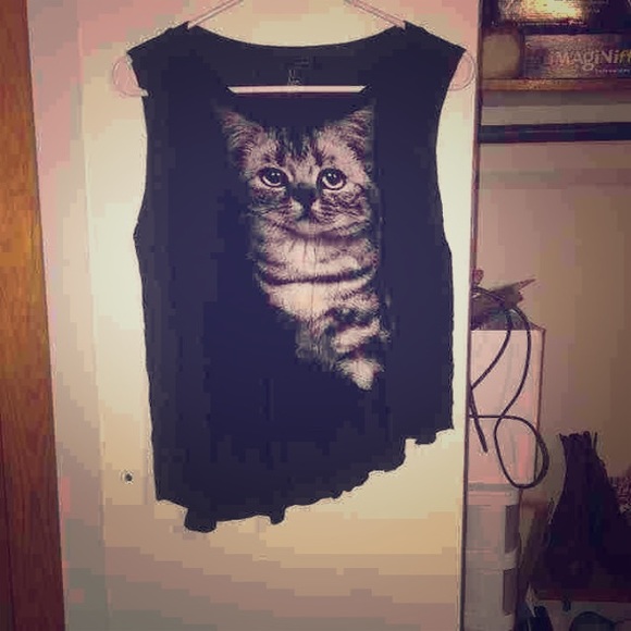 Cat crop top