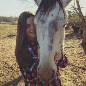 Meet your Posher, Jasmine