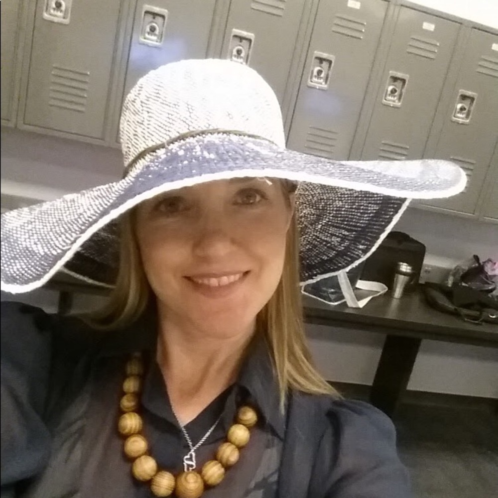 Meet your Posher, Bekki