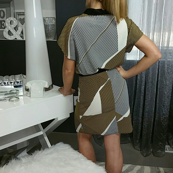 9 to 5 Kimono dress NWT - Picture 3 of 4