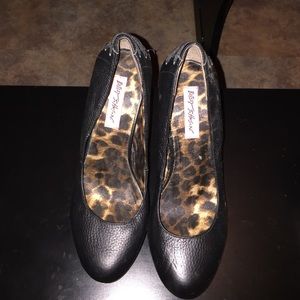 Betsey Johnson plat forms