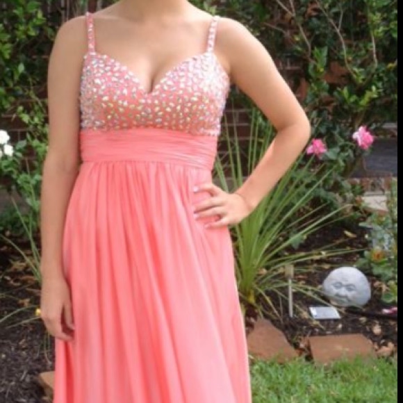 Gorgeous Prom Dress! ❤️